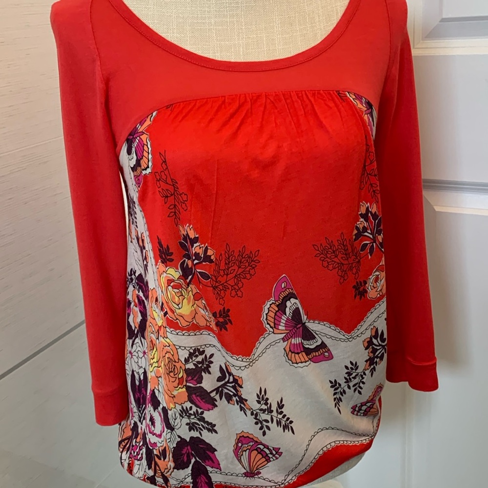 Size S Free People New W/0 tags beautiful butterfly print 3/4 sleeves